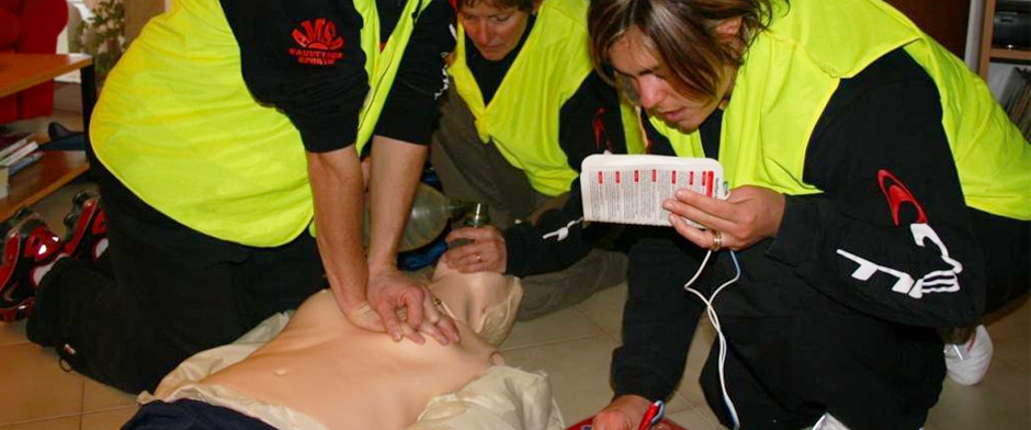 FORMATIONS AUX GESTES QUI SAUVENT